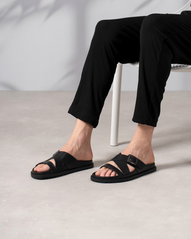 Supremo Noir Cuir