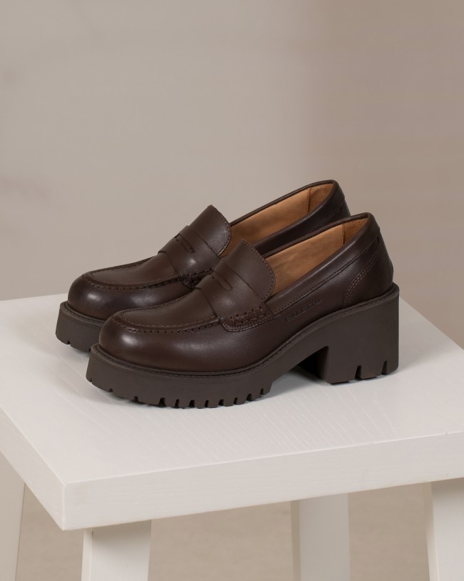 Dignita Marron Cuir