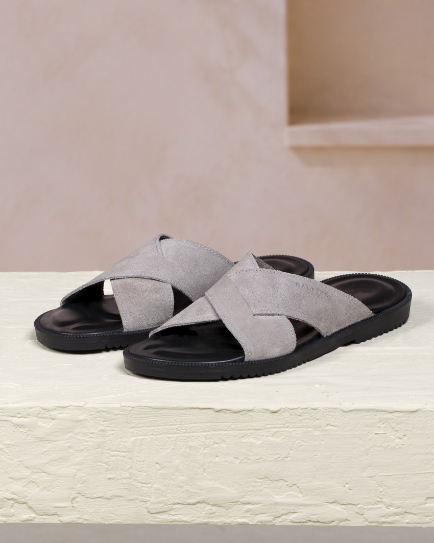 Saggio Gris Daim Cuir