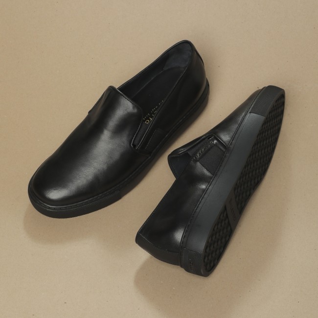 Astratto Noir Cuir